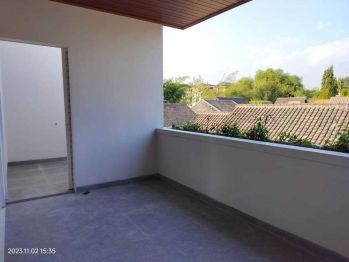 Rumah Mewah 2 Lantai di Dekat Hotel Hyatt Yogyakarta RSH 008