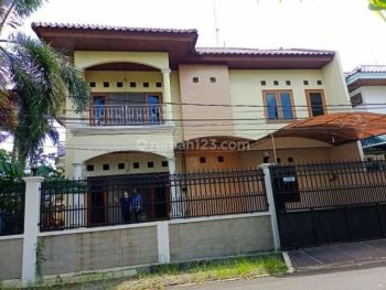 Rumah 2 Lantai di Perum Kosambi Baru Cengkareng Jakarta Barat