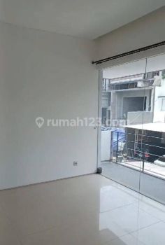 Rumah 4 Kamar Sewa Murah Dalam Cluster Citra 6