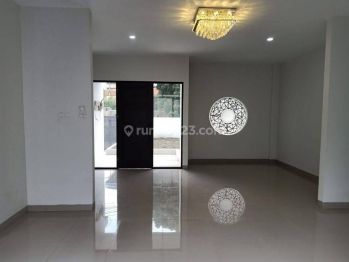 Bikin Hati Terpana, Rumah Istimewa Disewakan Di Setiabudi Regency