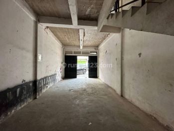 Ruko di Taman Palem Komp Ruko 1000 Jakarta Barat