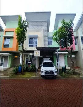 Rumah Furnished Disewakan di Arcadia Gading Serpong Ada Kanopi