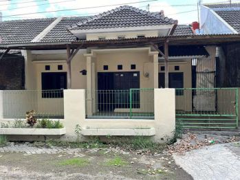 Disewakan Rumah Dekat USM (Perum Griya Arteri Sari) Tlogosari
