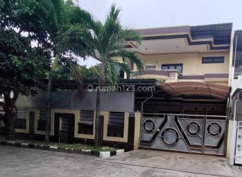 Rumah Murah 2 Lantai di Perumahan Green Garden , Kebon Jeruk