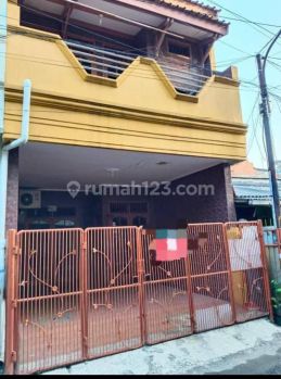Rumah sunter 2 lantai 4.5x15m2, 3kt dan 2km