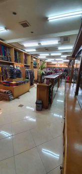 Ruko Jl. Basuki Rahmad Klojen, Malang. Lokasi di jalan besar.