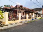 thumbnail-disewakan-rumah-posisi-hook-area-bunga-bunga-2