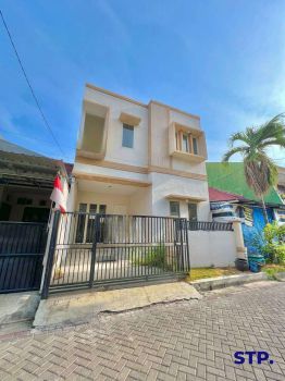 Jual cepat, Rumah 2 lantai Pakuwon City cluster Griya Asri