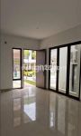 thumbnail-rent-rumah-central-hills-5