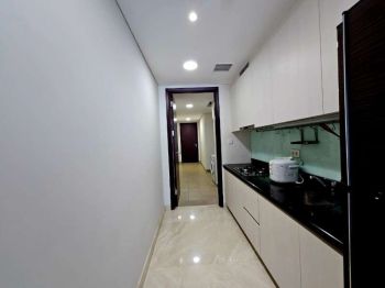 Sewa apartemen Casa Grande 3 bedroom private lift phase II