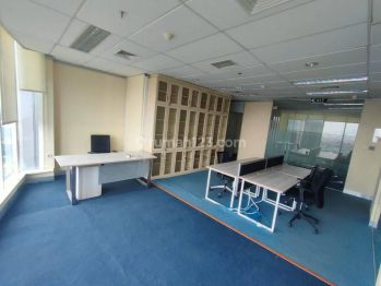 Sewa Kantor Furnish 134 M2 di Sovereign Plaza Tb Simatupang, Nego
