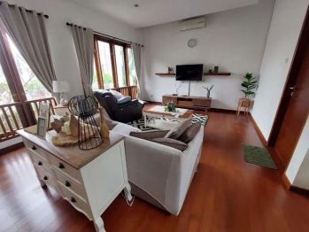 Rumah private pool Full furnish di sewakan di Simplicity The Icon BSD