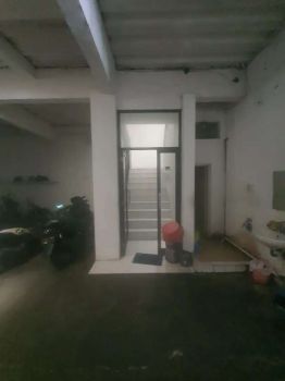 KOS merak hidup baru ( INDOMARET HIDUP BARU ),gandaria utara