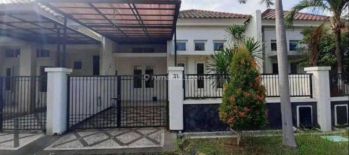 Rumah  Central Park Gununganyar Rungkut