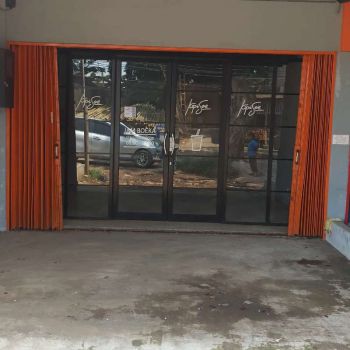 dijual ruko lokasi strategis