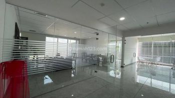 Dijual Ruang Kantor di Gold Coast Pantai Indah Kapuk Luas 1600 m² Furnished