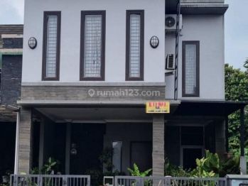 Rumah Dijual Siap Huni 2 Lantai Hadap Timur 17954