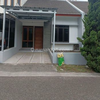 Jarang Ada Siap Huni Rumah Bagus di Singgasana Mekar Wangi