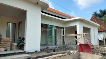 di Pure dalem street Number 15 Banjar Tunon Singakerta Sayan Ubud Gianyar Villa