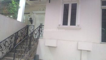 Rumah Mewah 2 Lantai , Bintaro