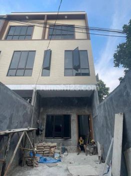 Dhyana Rumah Baru Uk 4x21m Lokasi Bagus di Komplek Kavling Polri