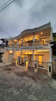 Dekat Sma Tn, Rumah Mewah Dalam Perum Mertoyudan Magelang