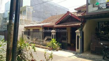 Rumah 2 Lantai Dekat Balaikota Malang