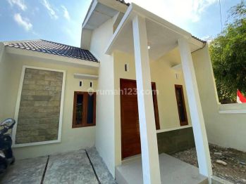Tinggal 1 Unit Saja Rumah Baru Siap Huni di Seyegan Sleman