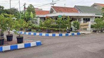 Rumah di Jemur Andayani