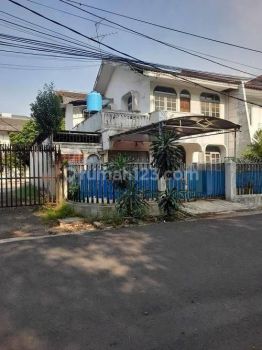 Dijual Rumah Tua Di Agung Jaya Lt 240 M2 Strategis Hrg Menarik Jrg Ada