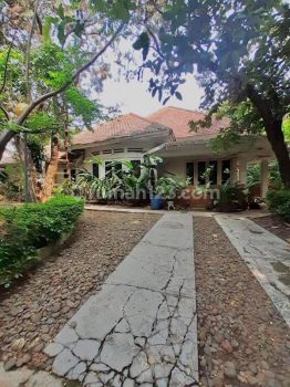 Tanah bonus bangunan lama di Menteng