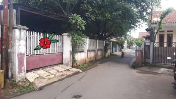 Rumah Tanah Luas Akses Pruis di Kebagusan Pasar Minggu JAKSEL