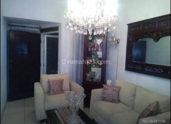 Rumah Komplek Buncit indah jaksel Lt.200mtr Shm 5m nego