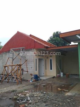 Rumah Siap Huni Dijual Akses Mobil Tersedia Carport