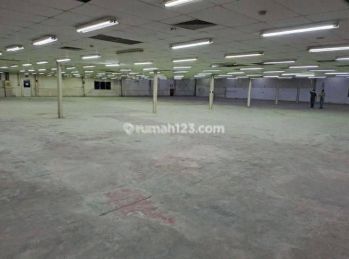 Sewa gudang di Sunter Jakarta utara dekat tol, dekat pelabuhan , aman dan bebas