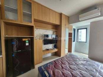 A Apartemen Cornell Furnished Baru universitas ciputra citraland surabaya barat