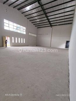 Gudang Strategis Hook di Kutawaringin Industrial Park, Bandung