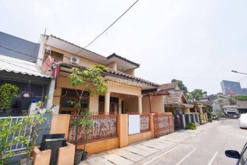 Rumah 2 Lantai Luas Ada 4 Kamar Siap Huni di Pamulang Serua Kpr