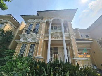 Rumah luas tanah 300 bagus terawat 2 lantai dalam cluster BSD