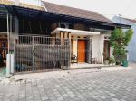 thumbnail-rumah-clasik-bagus-one-gate-syatem-di-colomadu-2