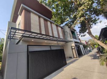 Rumah baru mewah murah di lingkungan elit di palagan 15 menit ke UGM