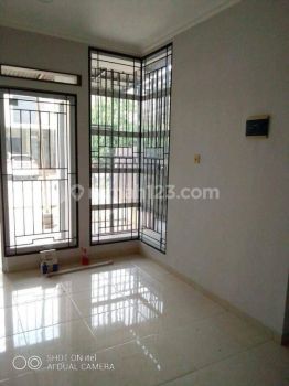 Rumah SIap Huni Di Metland Menteng  Cakung Jakarta Timur R1600