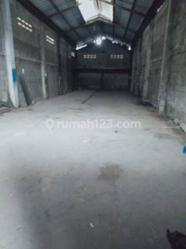 Do Sewakan Gudang Strategis Di Soekarno hatta