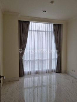 APARTEMEN BOTANICA 2 BR Semi Furnished Bagus