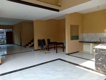 Jual CEPAT Rumah Hitung Tanah di Taman Holis Indah Bandung