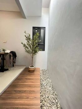 PALING STRATEGIS DEKAT UI DAN PI TU TOL