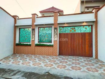 Rumah Baru Gress Mewah
2 lantai Ngesrep Ngemplak Boyolali