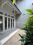 thumbnail-rumah-2-lantai-dijual-di-kemang-jakarta-selatan-14