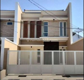 Rumah baru Manyar Surabaya Timur row 3 mobil dkt Kertajaya dharmahusada galaxy