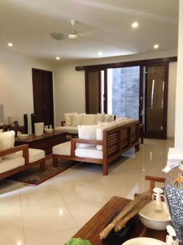 Dijual Rumah di Lenteng Agung Jakarta Selatan